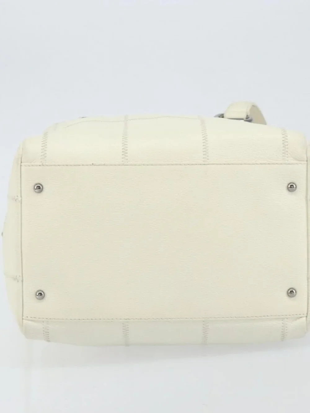 CHANEL Choco Bar Shoulder Bag Grained Calf Skin White Silver CC Auth bs30605